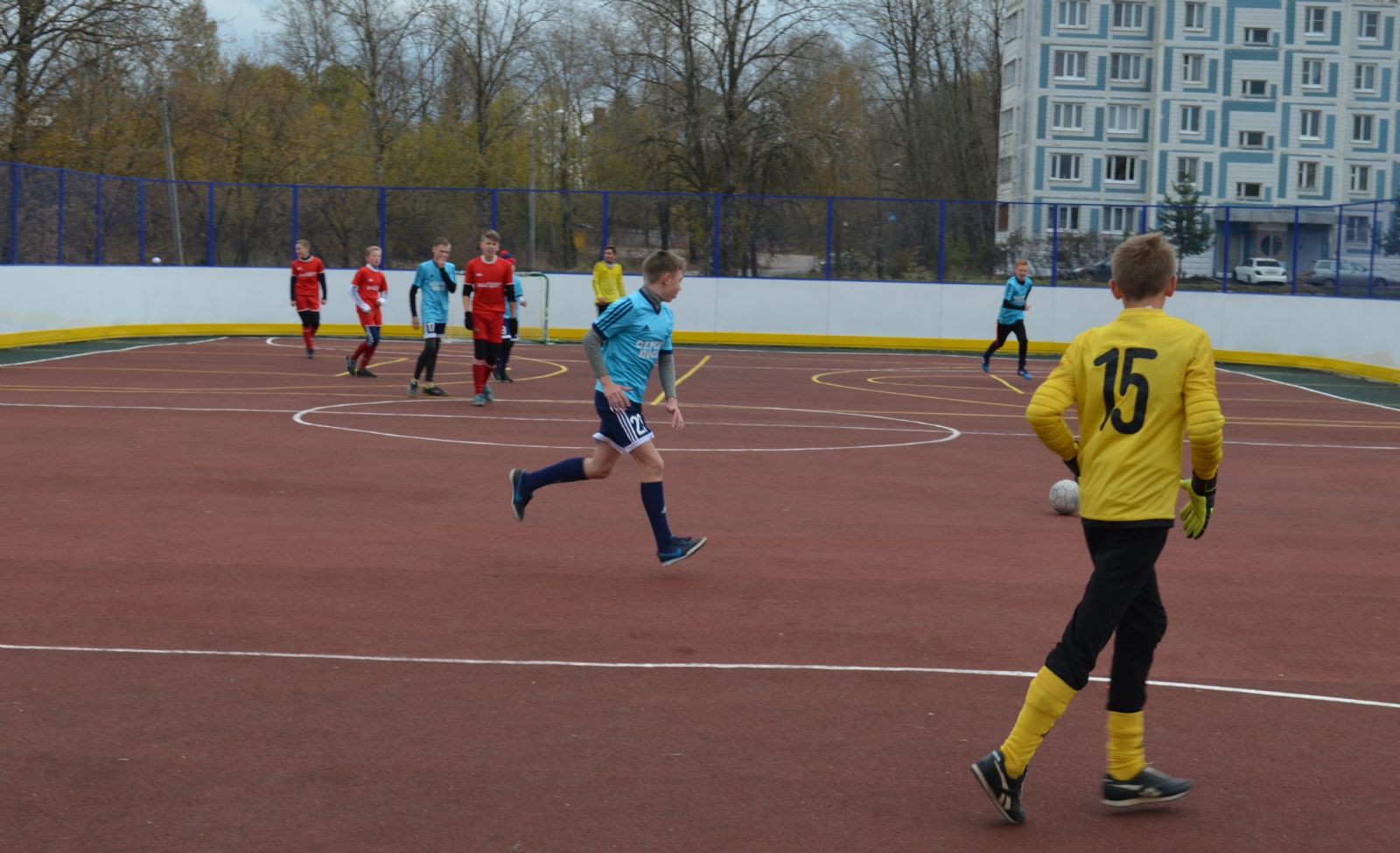 В Сергиевом Посаде открыли современную спортивную площадку