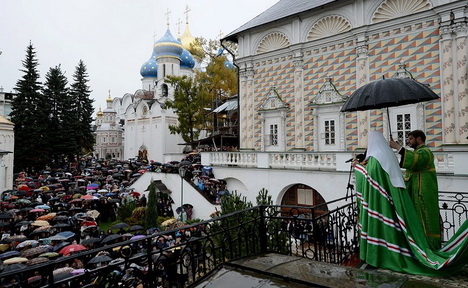 Сегодня начнется первое в новейшей истории России пешее паломничество из Москвы в Троице-Сергиеву Лавру