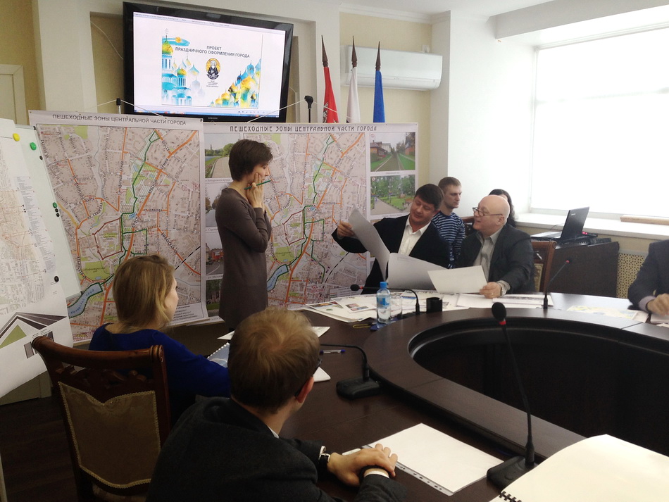 Владимир Слепцов провел 2 апреля рабочее совещание по вопросу проекта планировки и благоустройства пешеходных зон 